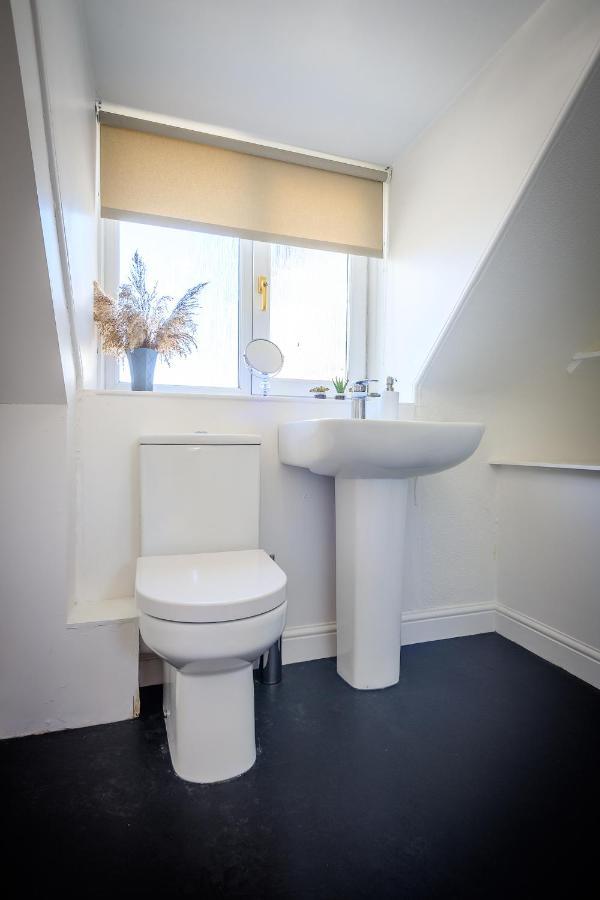 Cosy Cottage In Fishertown, Nairn - Free Parking & Pets Welcome Buitenkant foto