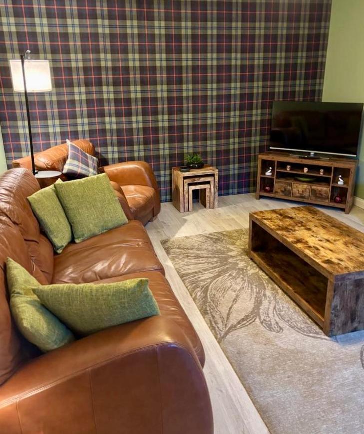 Cosy Cottage In Fishertown, Nairn - Free Parking & Pets Welcome Buitenkant foto