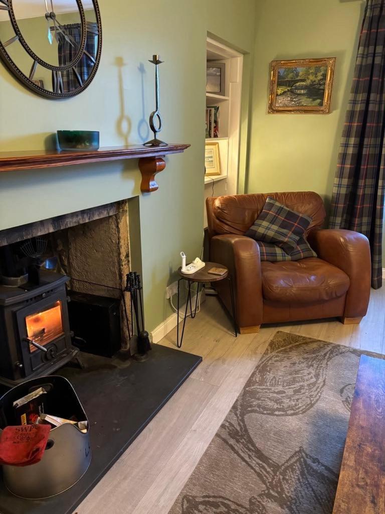 Cosy Cottage In Fishertown, Nairn - Free Parking & Pets Welcome Buitenkant foto